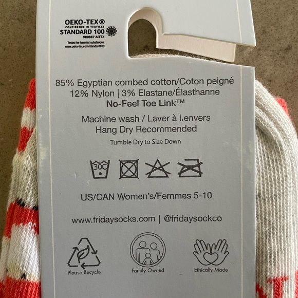 Jillian Harris Santa Socks & Cool to Connect Exclusive Edition Cards - Picture 2 of 3